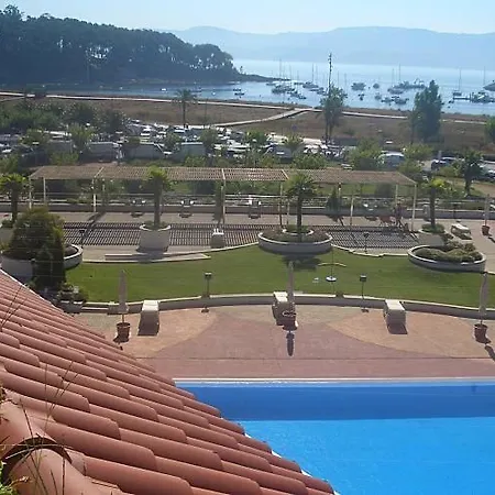 Aticos Residencial Illas Atlanticas Apartmán